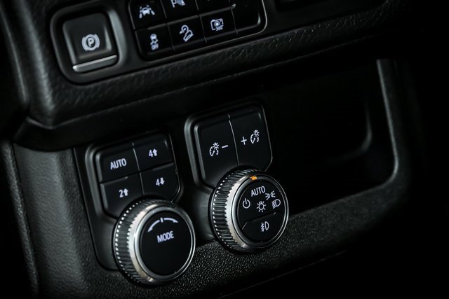2023 Gmc Yukon Denali photo 13