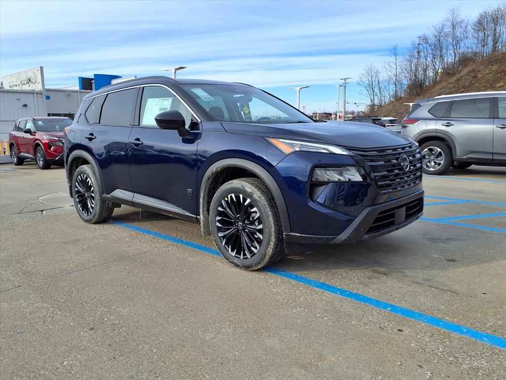 2026 Nissan Rogue Dark Armor's photo