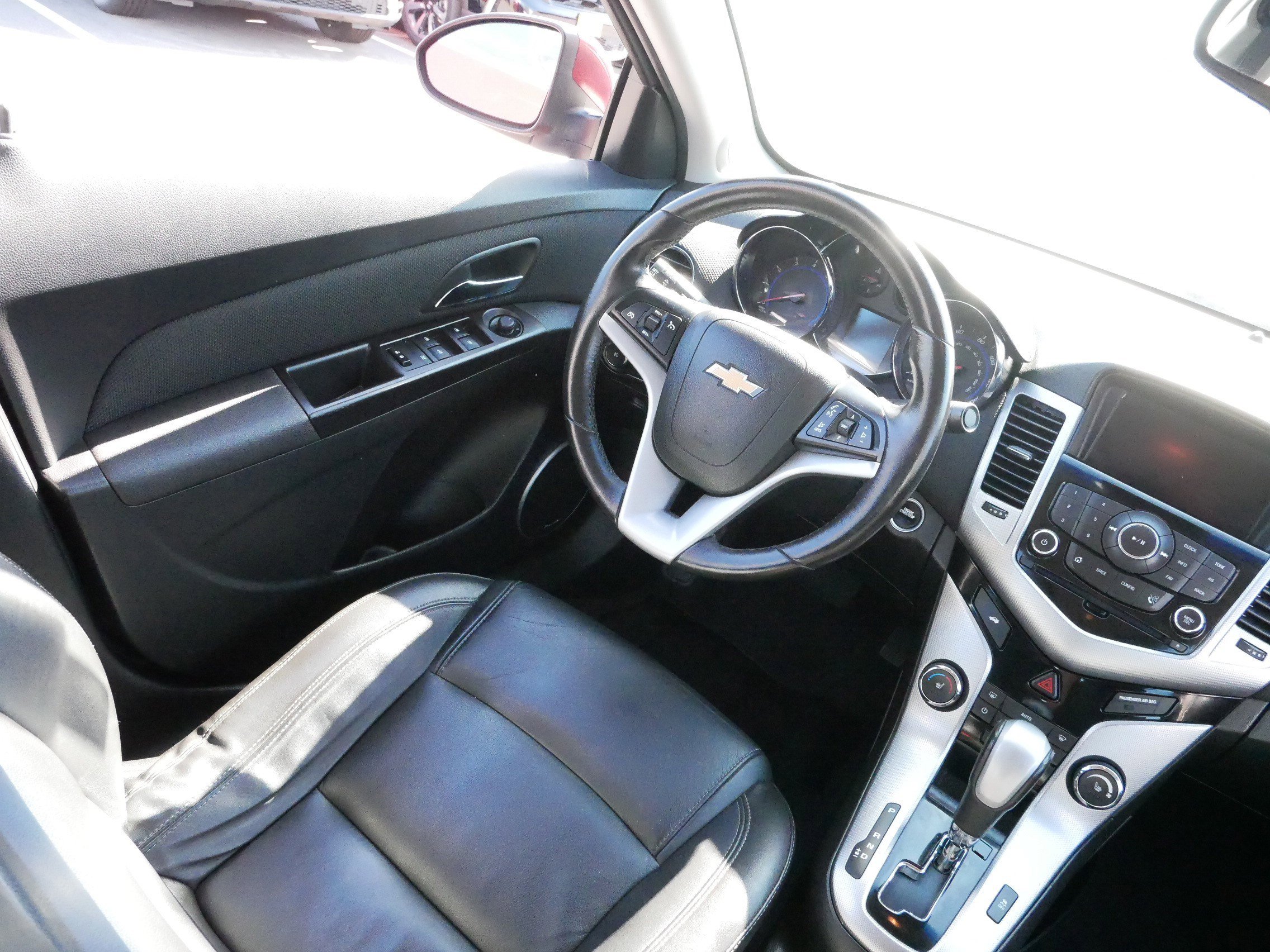 2015 Chevrolet Cruze LTZ photo 9