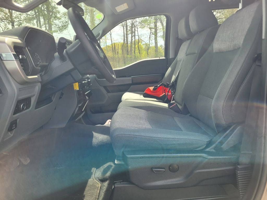 2023 Ford F-150 XLT photo 11