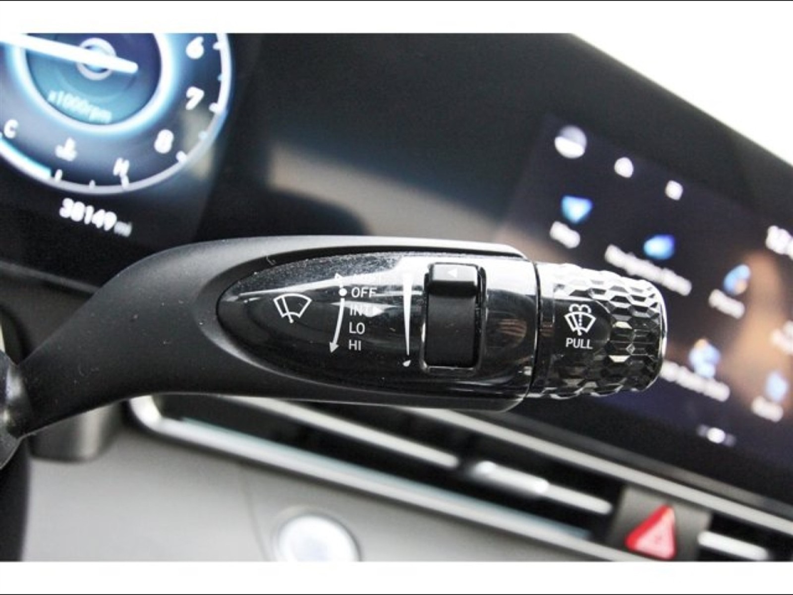 2024 Hyundai Elantra SEL White at Robbins Nissan