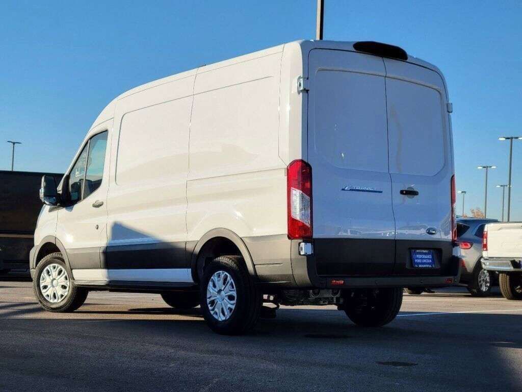 2023 Ford Transit photo 10
