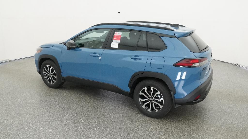 2026 Toyota Corolla Cross XLE XSE photo 9