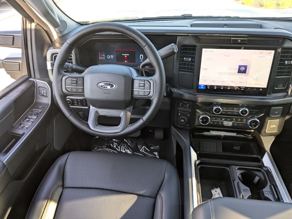 2025 Ford F-250 Lariat photo 17