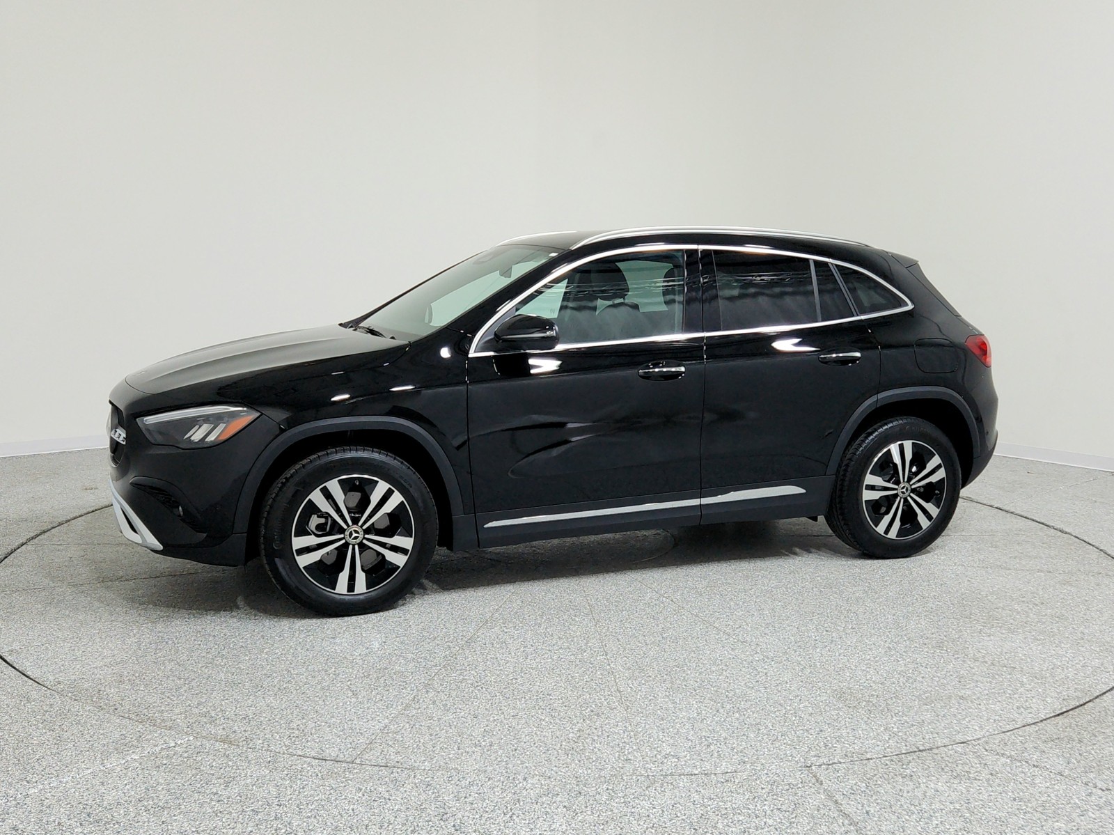 2025 Mercedes Benz GLA 250 photo 11