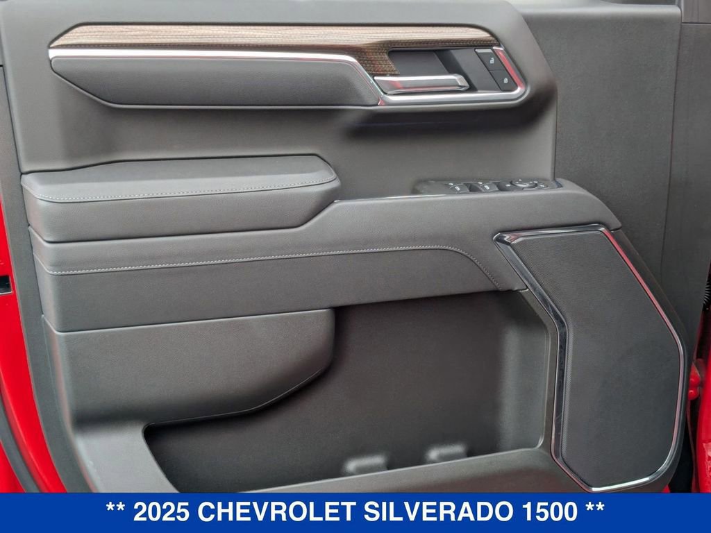 2025 Chevrolet Silverado 1500 LT photo 9