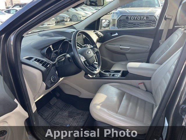 2018 Ford Escape Titanium photo 3
