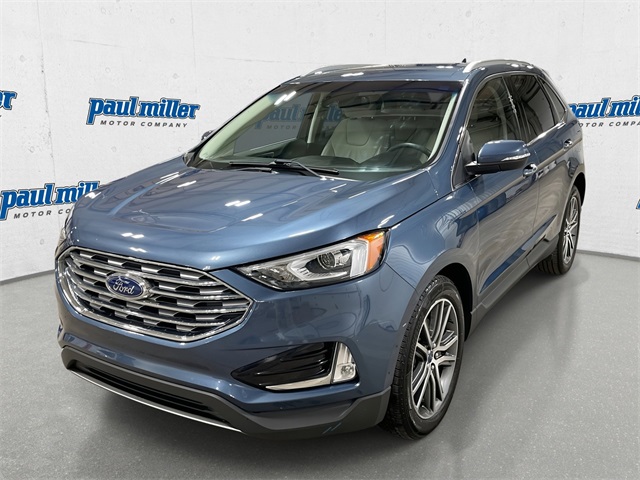 2019 Ford Edge Titanium's photo
