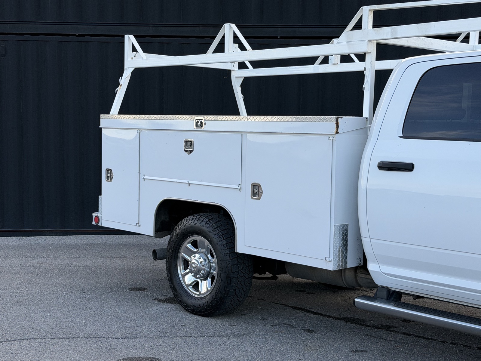 2022 Ram 3500 Tradesman photo 3