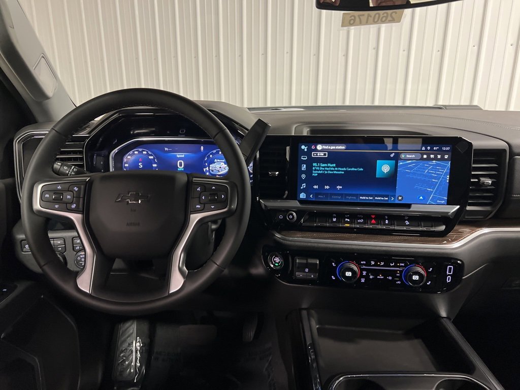 2026 Chevrolet Silverado 2500HD LT photo 9