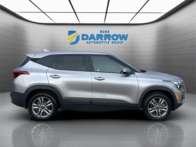 2023 Kia Seltos LX photo 6