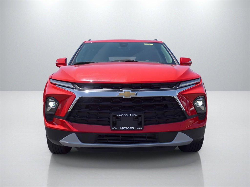 2024 Chevrolet Blazer 3LT photo 2