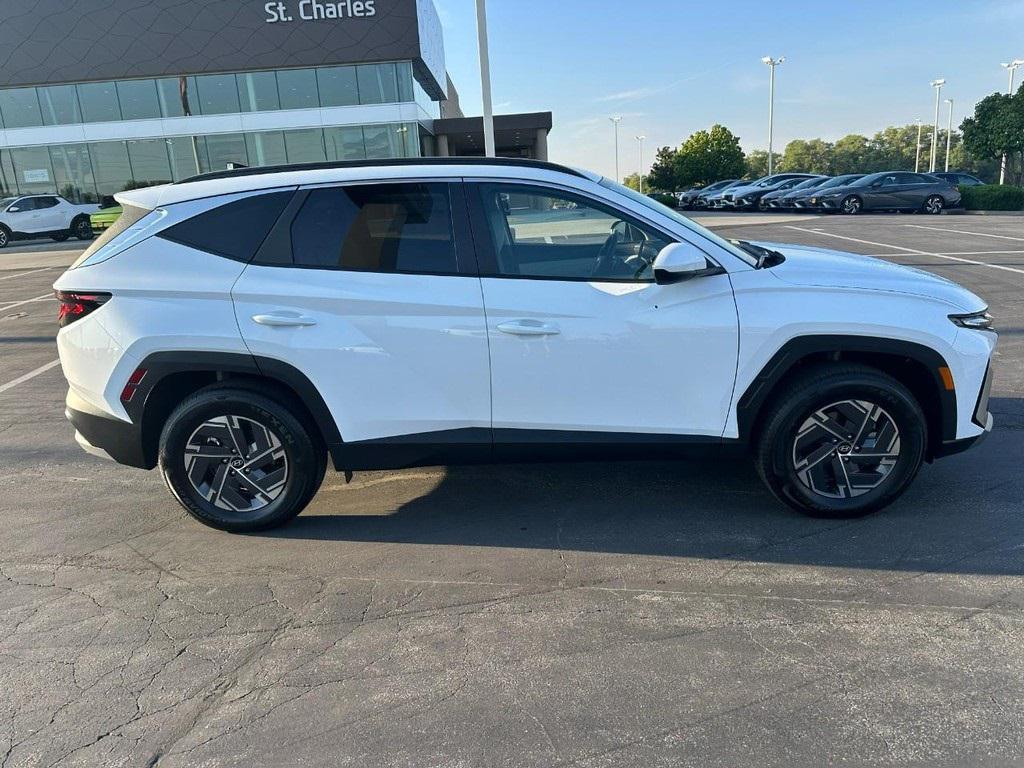 2025 Hyundai Tucson Hybrid Blue photo 2