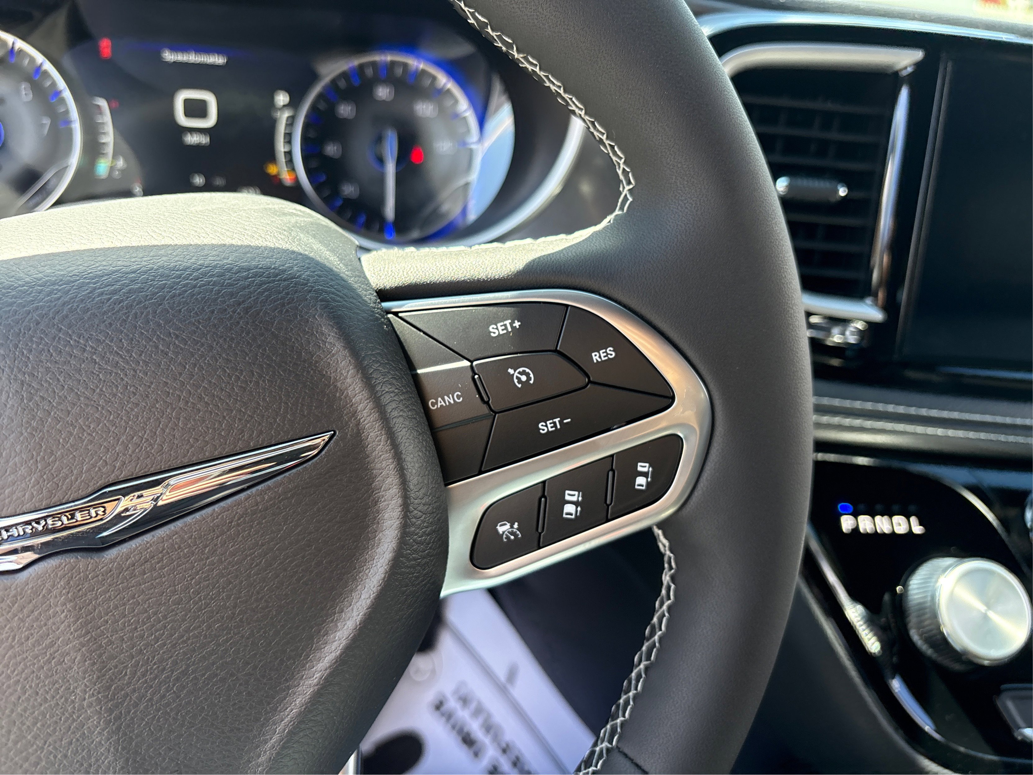 2026 Chrysler Pacifica photo 18