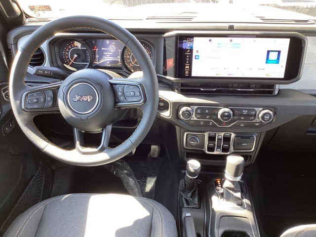 2025 Jeep Gladiator Sport S photo 10