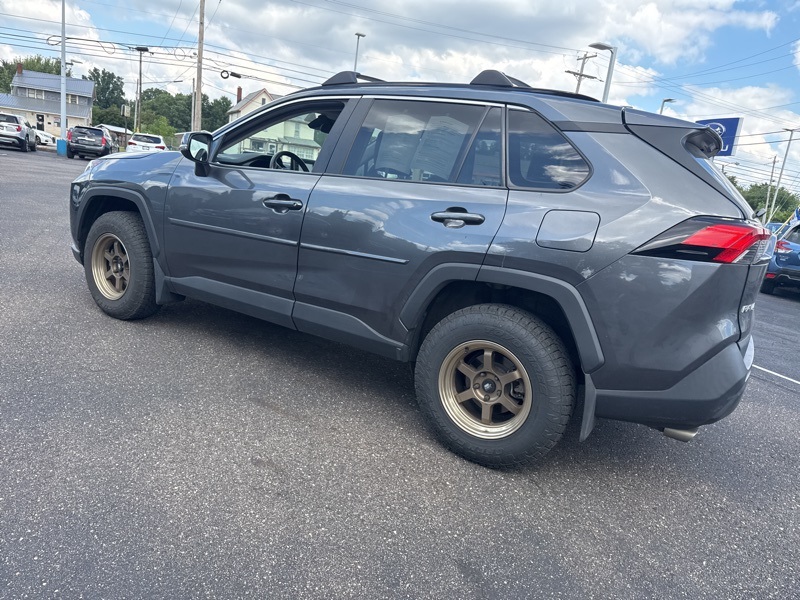 2020 Toyota RAV4 XLE Sport photo 7