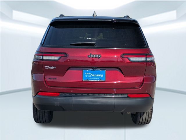 2025 Jeep Grand Cherokee Limited photo 4