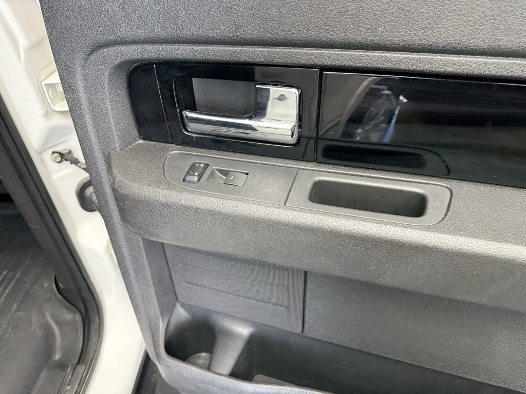 2014 Ford F-150 Limited photo 65