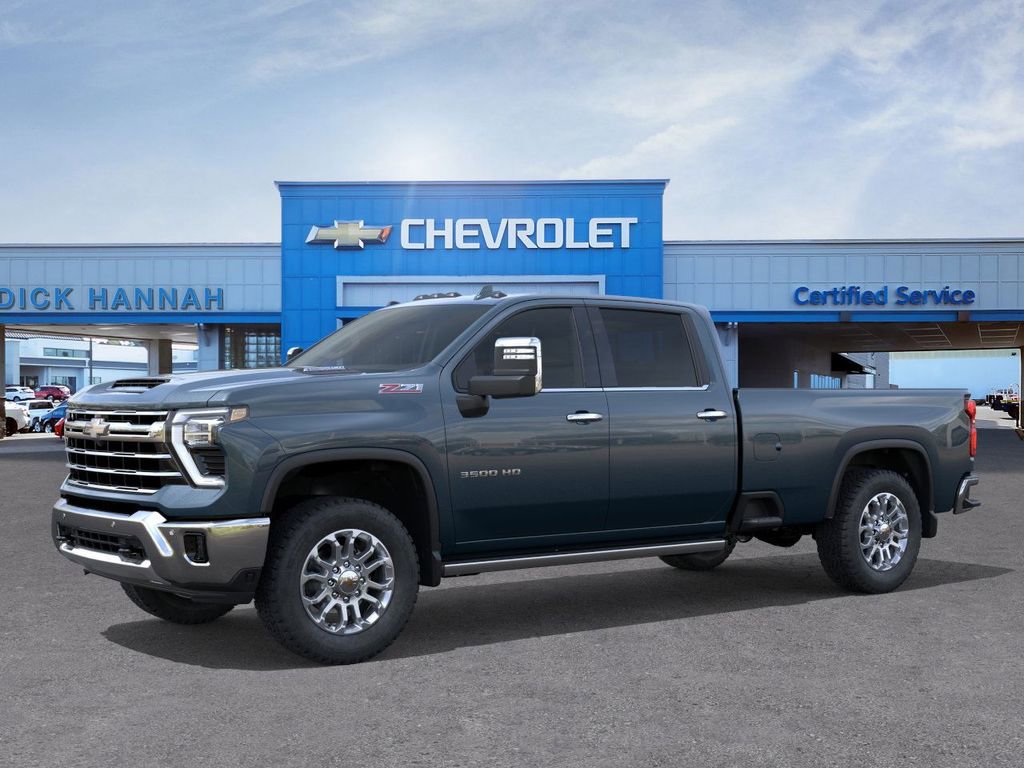 2026 Chevrolet Silverado 3500HD LTZ photo 2