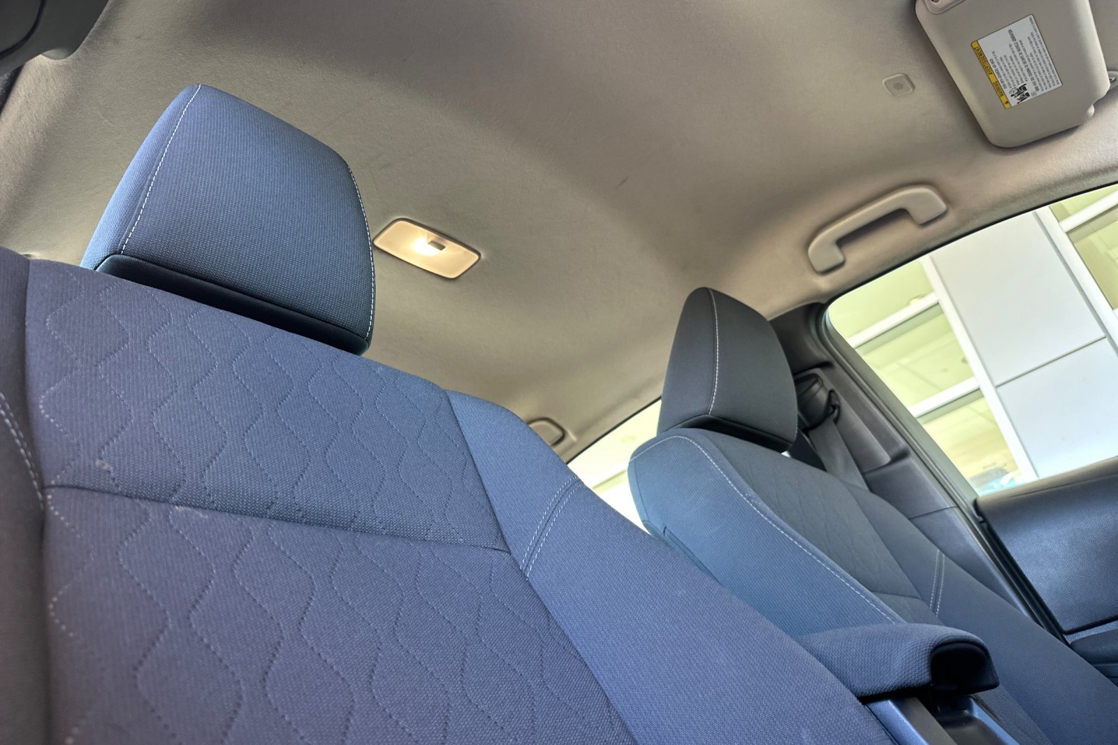 2023 Toyota Corolla LE photo 15