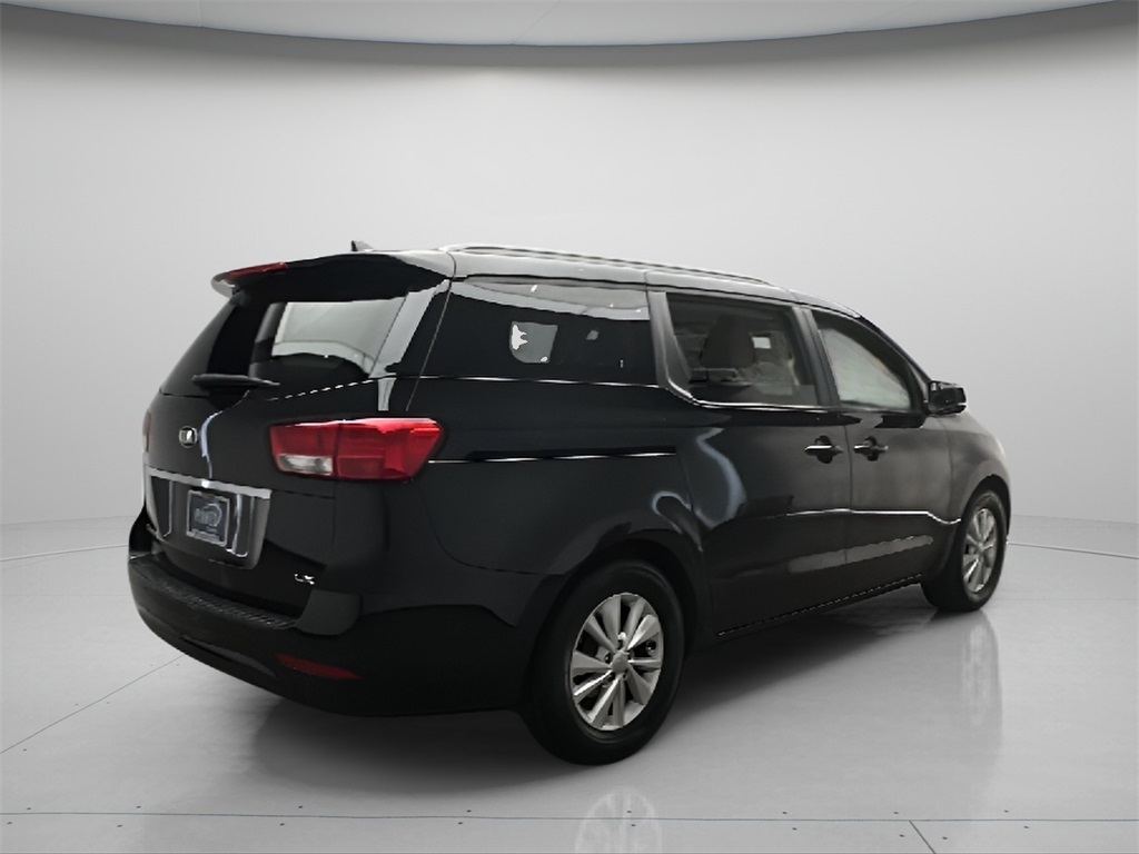 2015 Kia Sedona LX photo 4