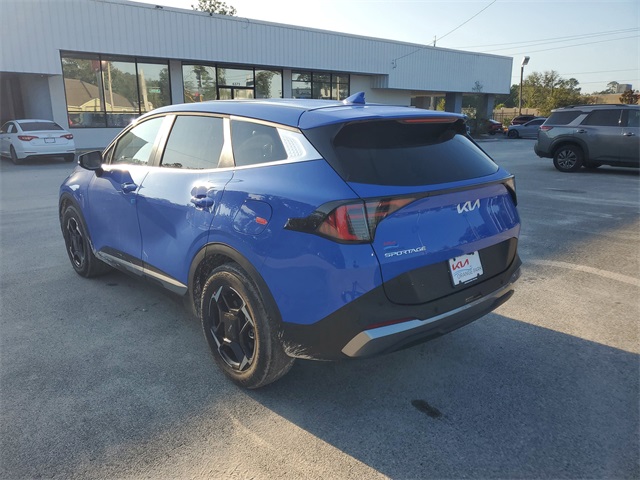 2026 Kia Sportage EX photo 4