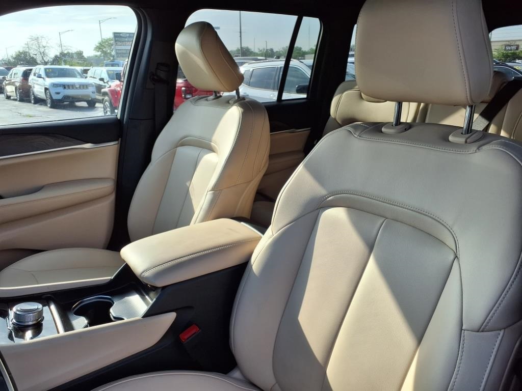 2024 Jeep Grand Cherokee Limited photo 7