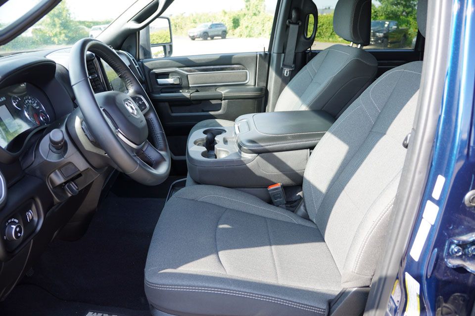 2024 Ram 2500 Big Horn photo 4