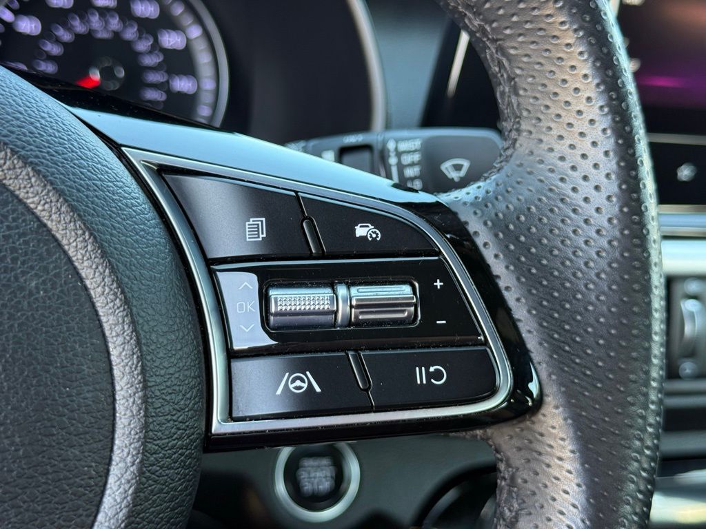 2023 Kia Forte GT-Line photo 13