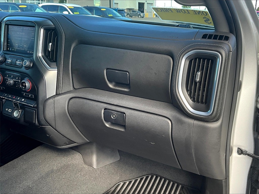 2022 Chevrolet Silverado 1500 LT photo 13