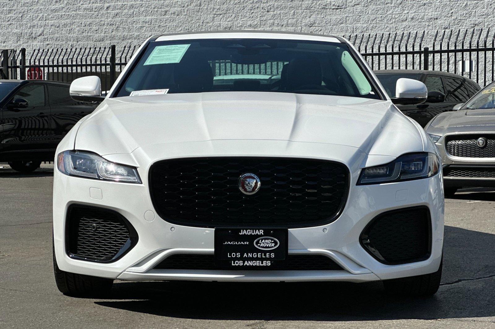 2023 Jaguar XF SE photo 6