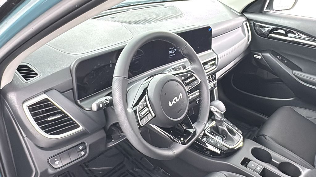 2026 Kia Seltos SX photo 36