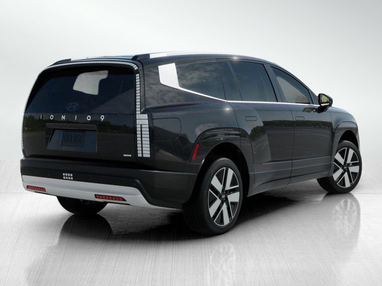 2026 Hyundai Ioniq SEL photo 3