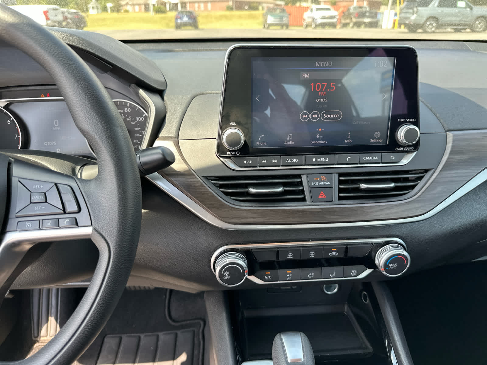 2024 Nissan Altima 2.5 SV photo 17