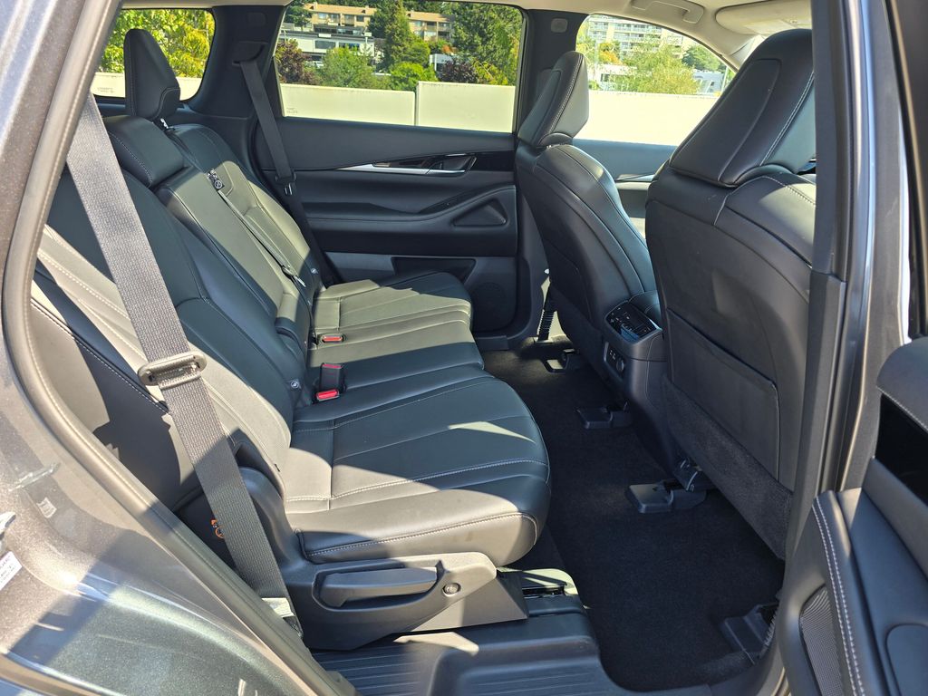 2024 Infiniti QX60 Pure photo 12