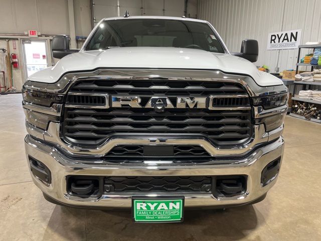 2025 Ram 2500 Tradesman photo 4
