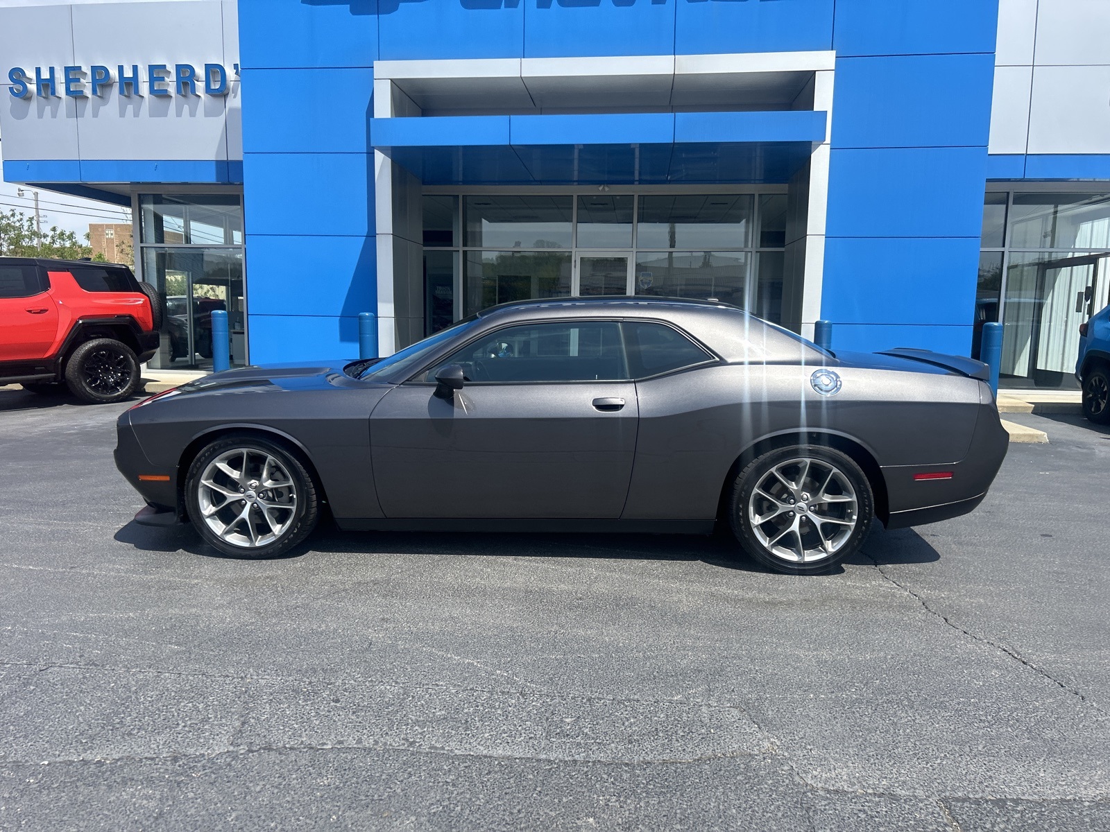 2023 Dodge Challenger GT photo 5