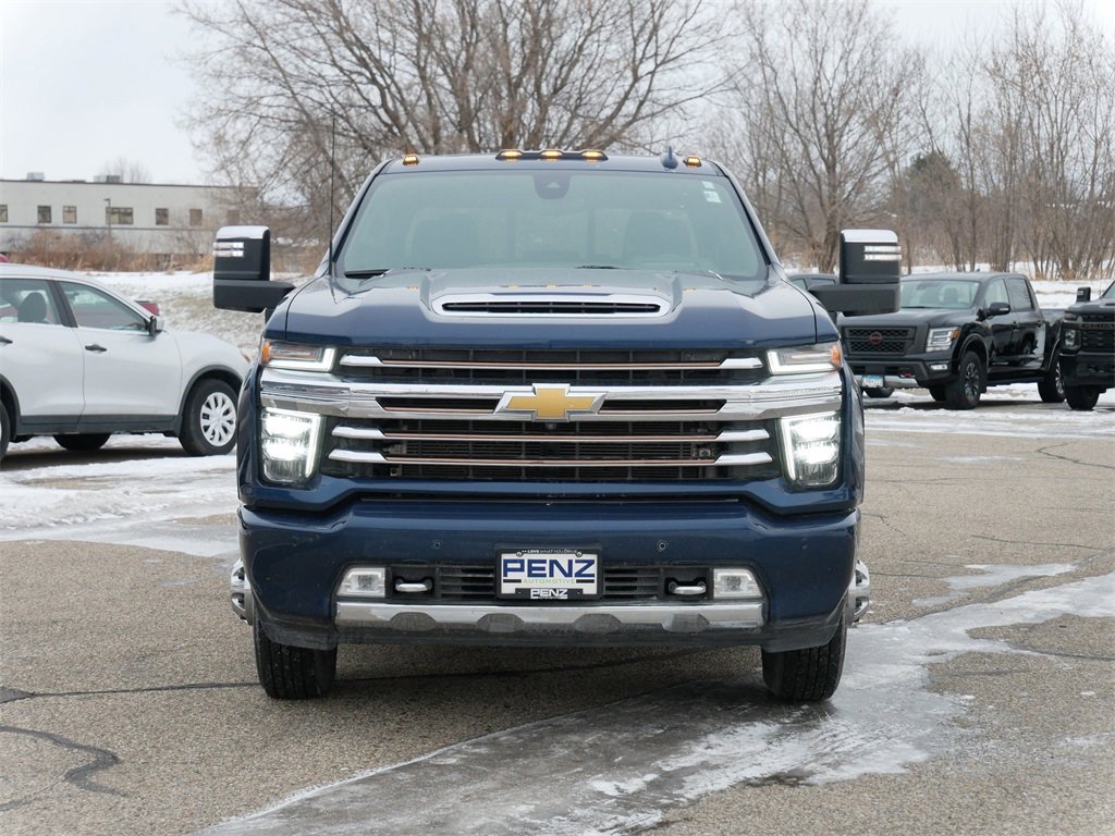 Used 2021 Chevrolet Silverado 3500HD High Country with VIN 1GC4YVEY7MF199881 for sale in Rochester, Minnesota