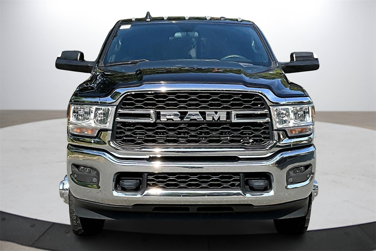 2021 Ram 3500 Tradesman photo 3