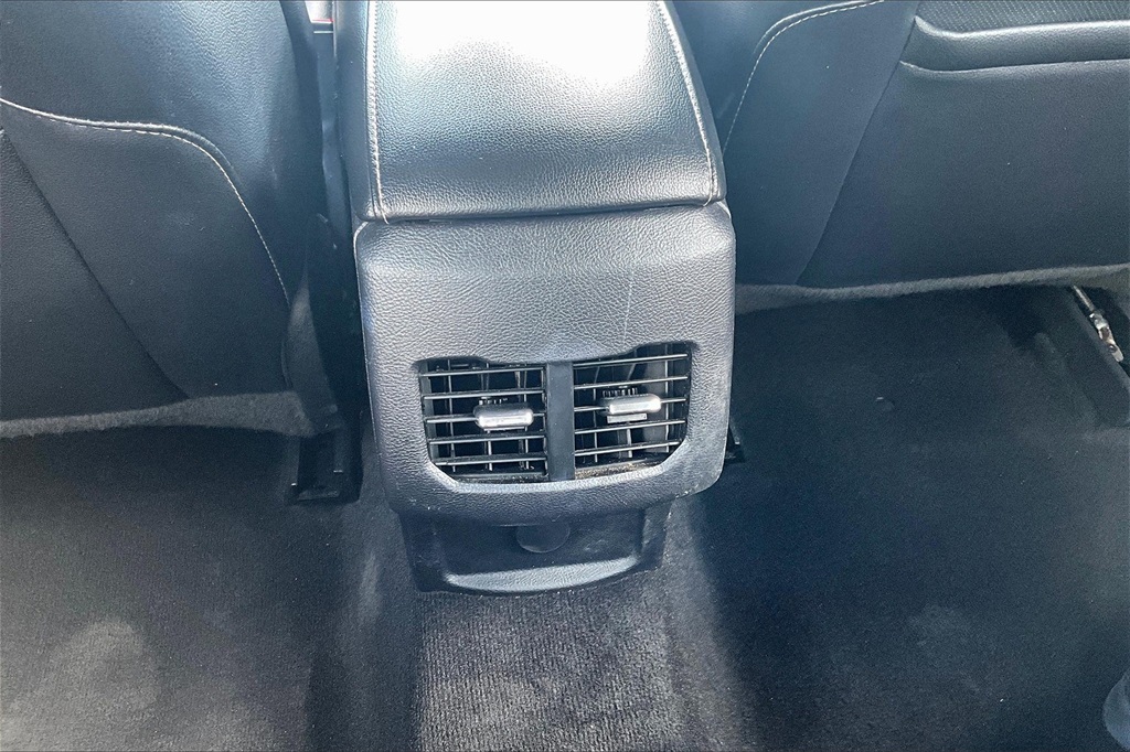 2020 Ford Fusion Titanium photo 10