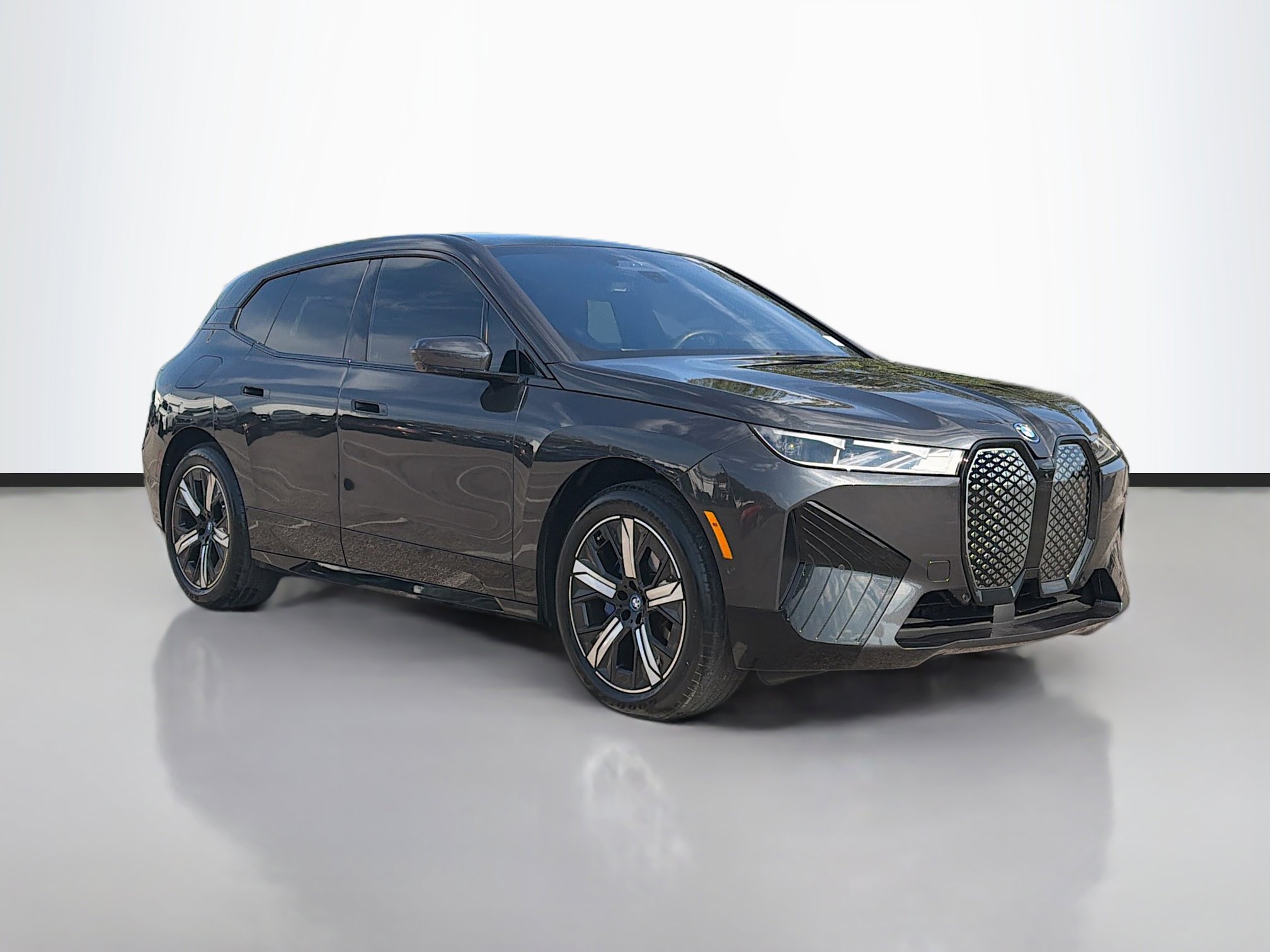 2022 BMW iX Base's photo