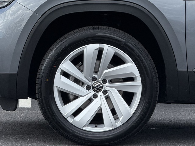 2023 Volkswagen Atlas Cross Sport V6 SE Technology photo 20