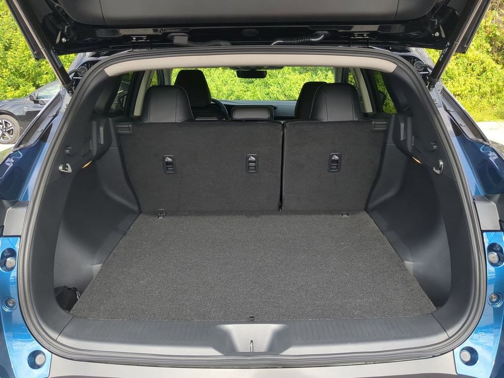 2025 Nissan Murano SL photo 12