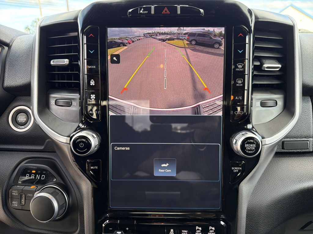 2024 Ram 2500 Big Horn photo 3