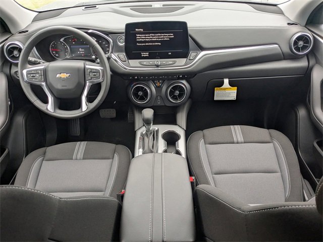 2025 Chevrolet Blazer 2LT photo 15