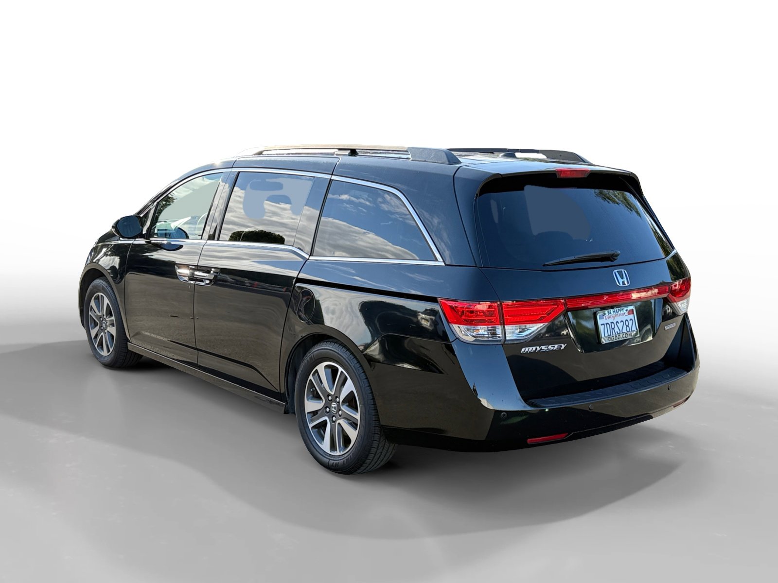 2014 Honda Odyssey Touring photo 3
