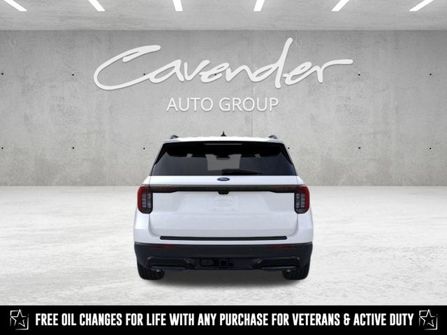 2025 Ford Explorer ST-Line photo 5