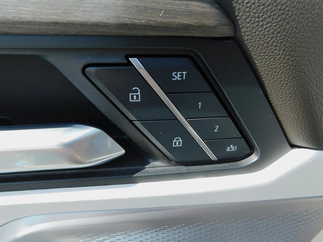 2024 Gmc Acadia Denali photo 22