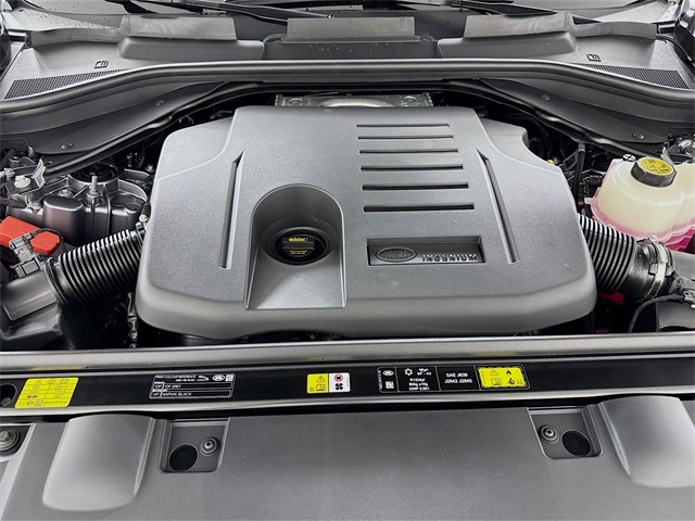 2025 Land Rover Range Rover Sport SE photo 29