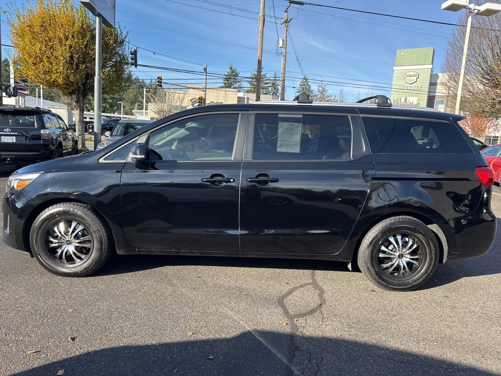 2018 Kia Sedona LX photo 4